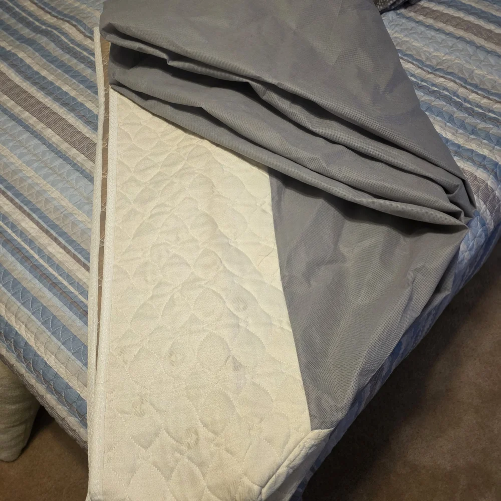 Elegant Gray and White Quilt